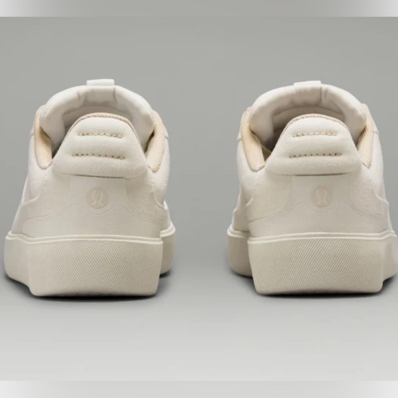 🤍💗lululemon | women’s canvas CityVerse sneaker | 6.5 | EUC - Picture 3 of 13